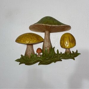 MCM Vintage Mushroom Wall Plaque Dart 70s Boho Groovy Home Interiors GUC